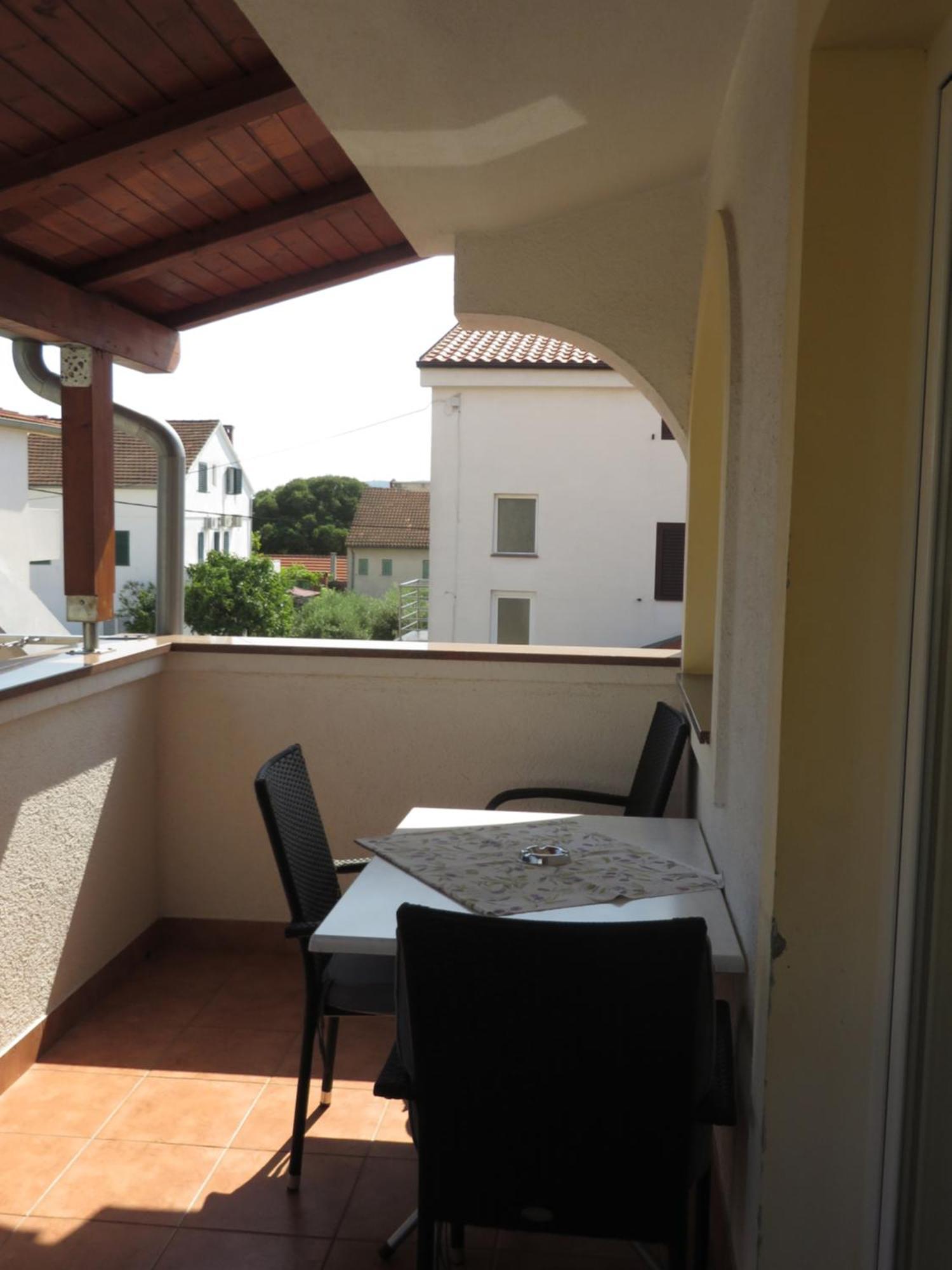 Apartments Gloria Biograd Na Moru Chambre photo