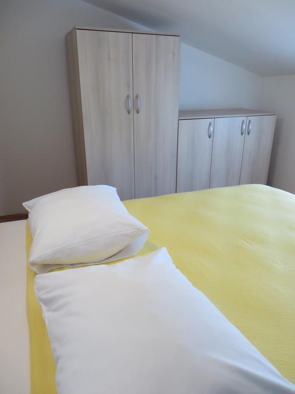Apartments Gloria Biograd Na Moru Chambre photo