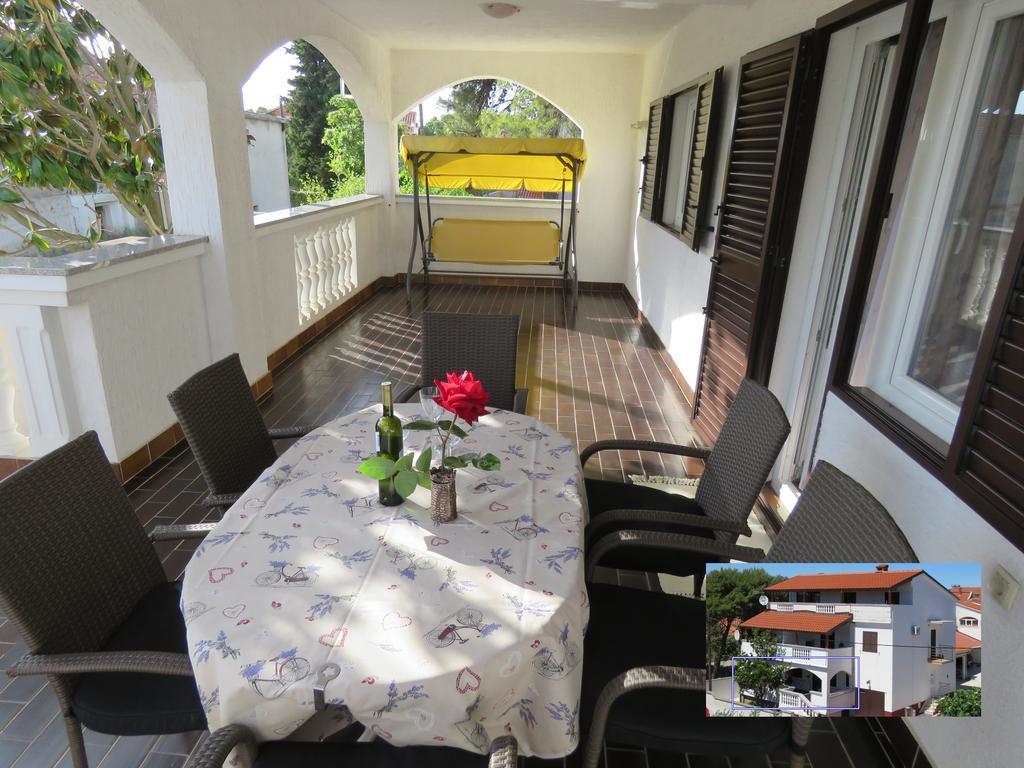 Apartments Gloria Biograd Na Moru Extérieur photo