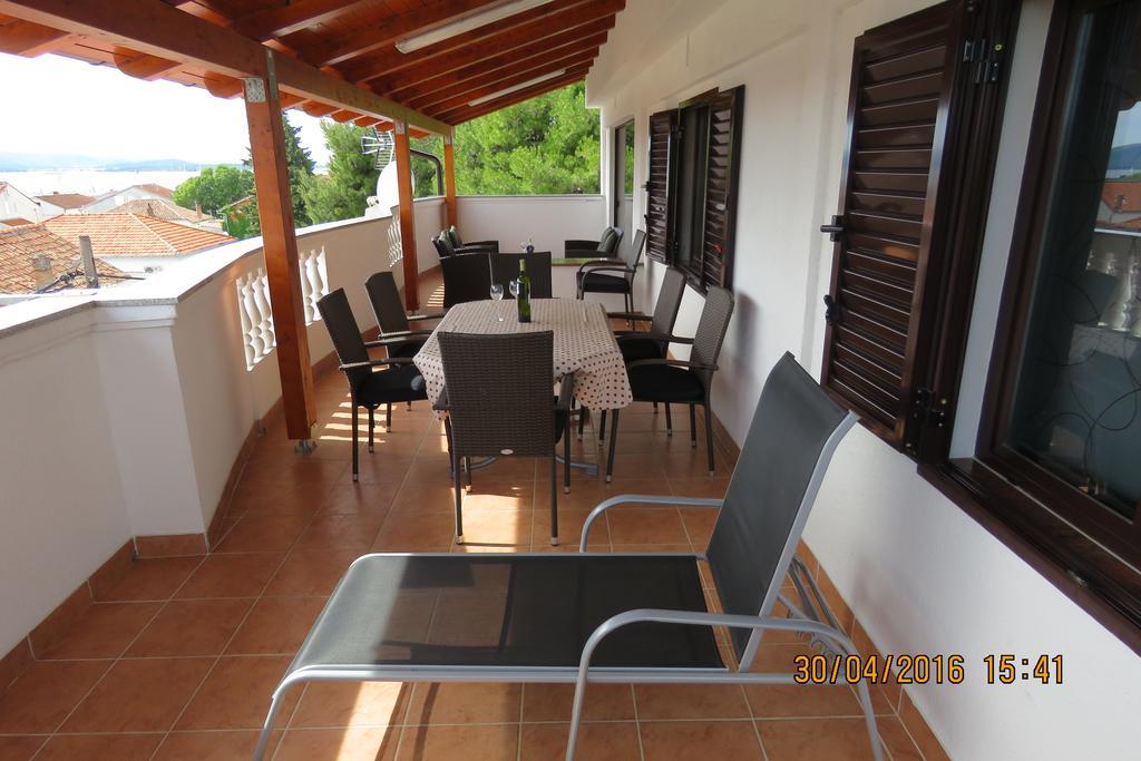 Apartments Gloria Biograd Na Moru Extérieur photo